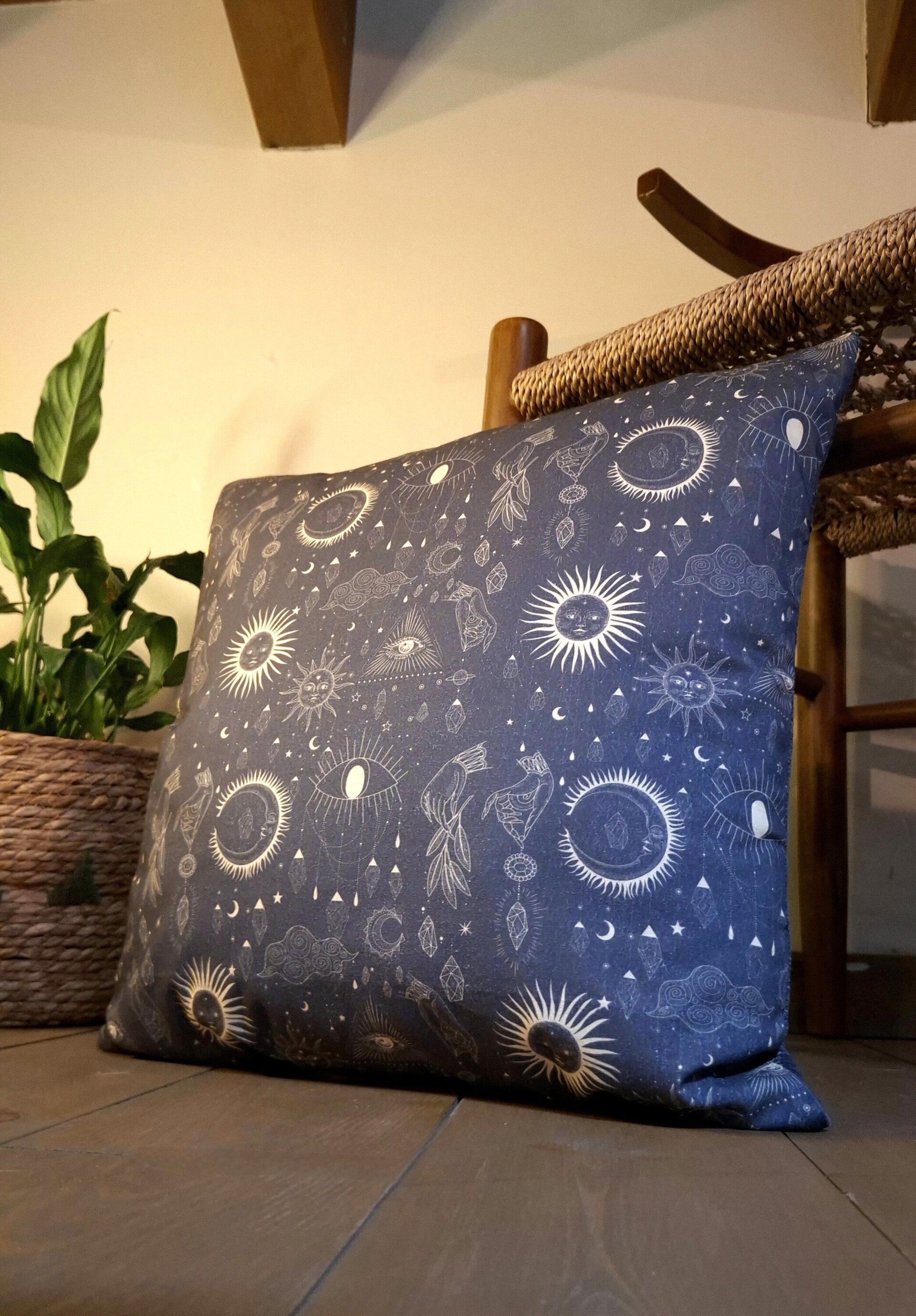 Cojín Templo Astral 45x45 - 1