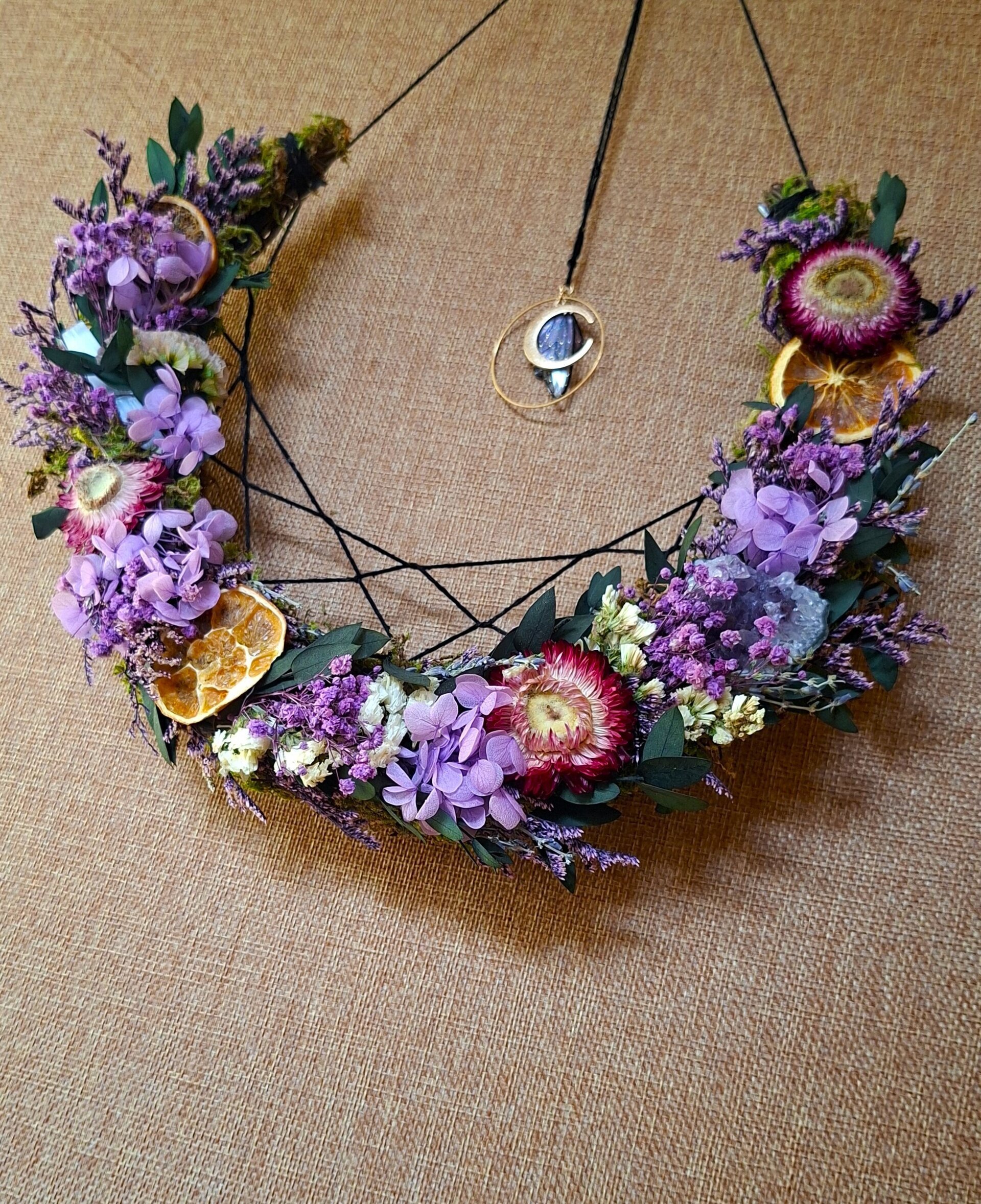 Media Luna Floral con Drusa de Amatista - 2