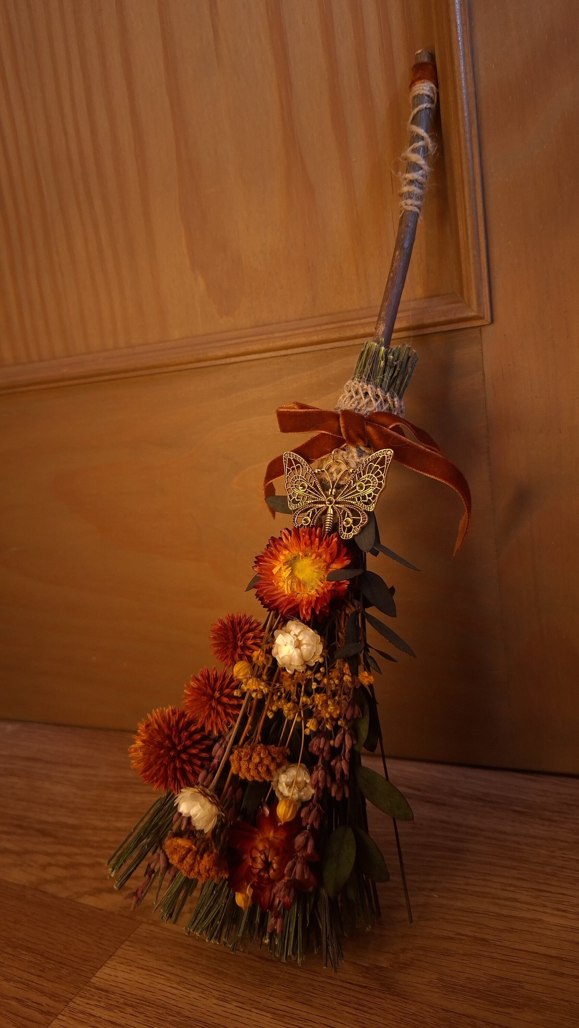 Escoba Jardín de Bruja - 3